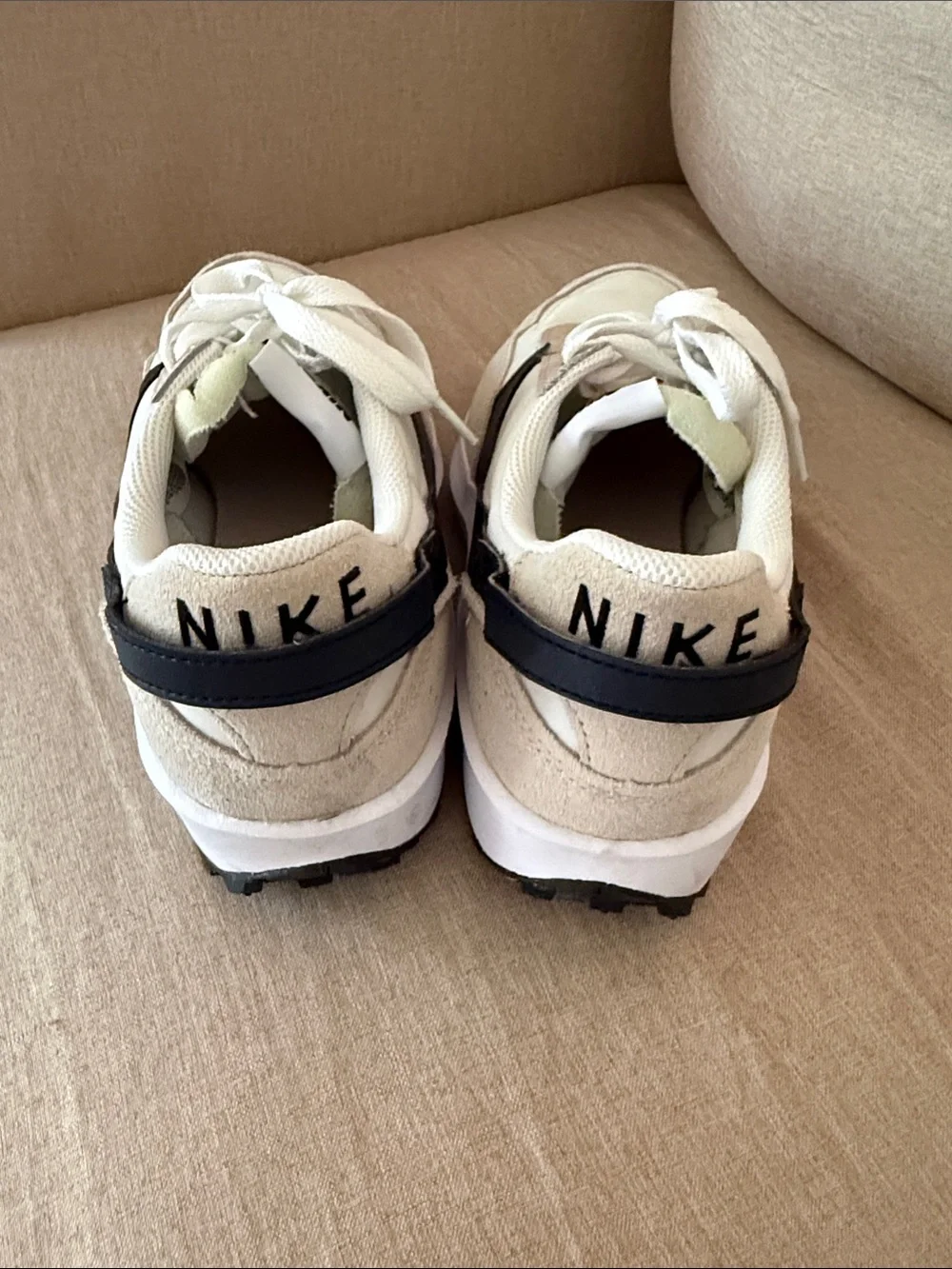 Nike Waffle Debut Sanddrift White Casual Sneakers Women's Size 9